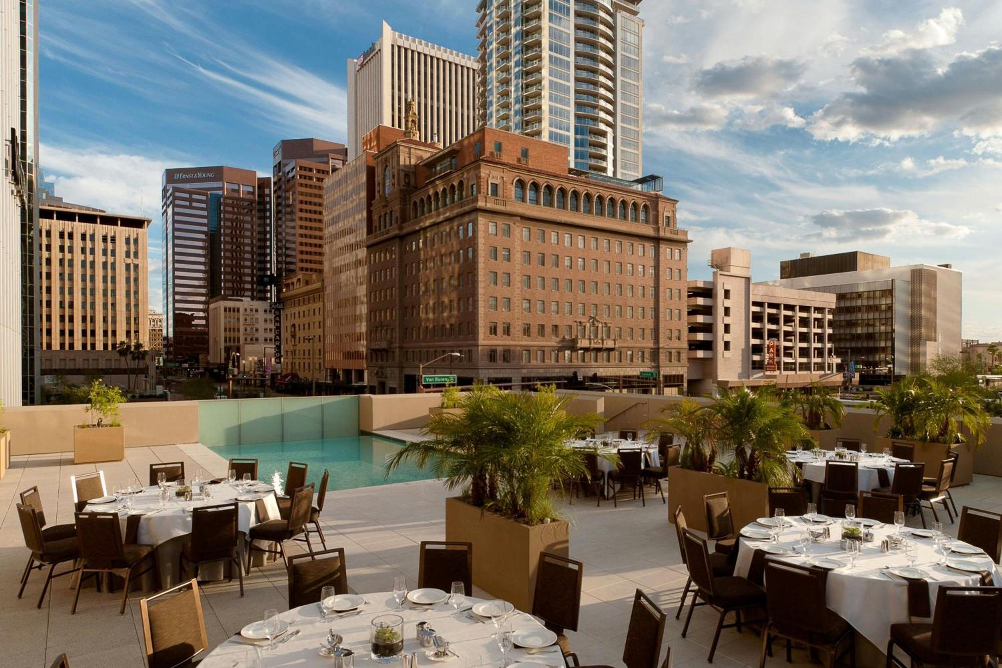 The Westin Phoenix Downtown Exterior photo
